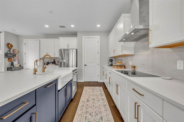 9187 WAVERLY WALK DRIVE, Orlando, FL 32817