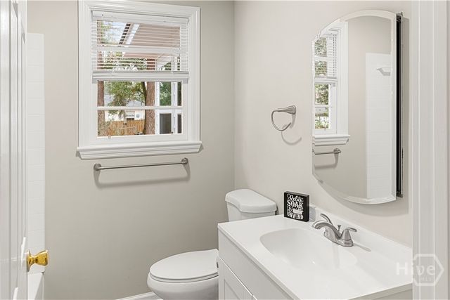 1523 E 54th Street, Savannah, GA 31404