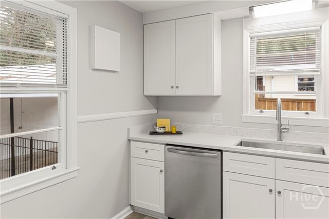 1523 E 54th Street, Savannah, GA 31404