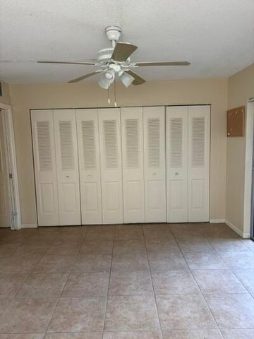145 Dorchester G, West Palm Beach, FL 33417