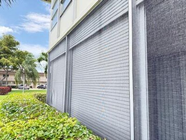 145 Dorchester G, West Palm Beach, FL 33417
