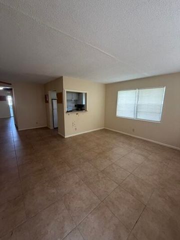 145 Dorchester G, West Palm Beach, FL 33417