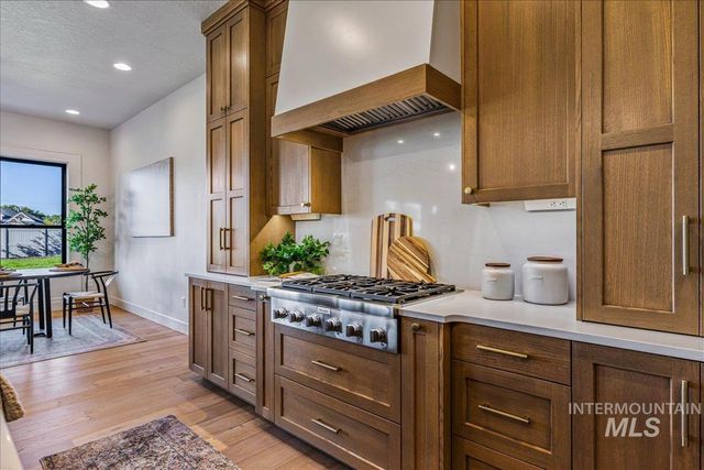 13327 Prominence Ridge Ln, Caldwell, ID 83607