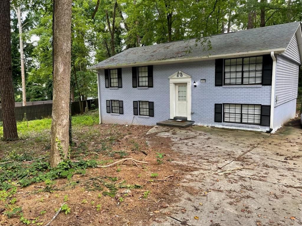 2055 Leatherleaf SW Court, Marietta, GA 30008