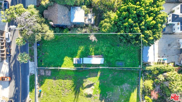 823 Hyperion Avenue, Los Angeles, CA 90029