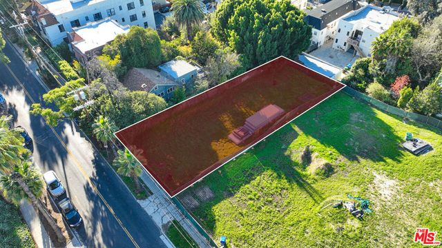 823 Hyperion Avenue, Los Angeles, CA 90029