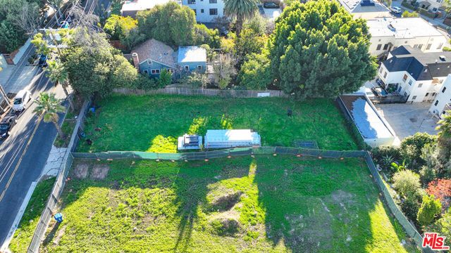 823 Hyperion Avenue, Los Angeles, CA 90029