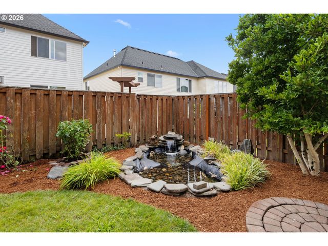 13728 Nw HENNINGER Ln, Portland, OR 97229