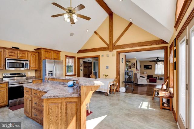 15 GIFT RD, Hamburg, PA 19526