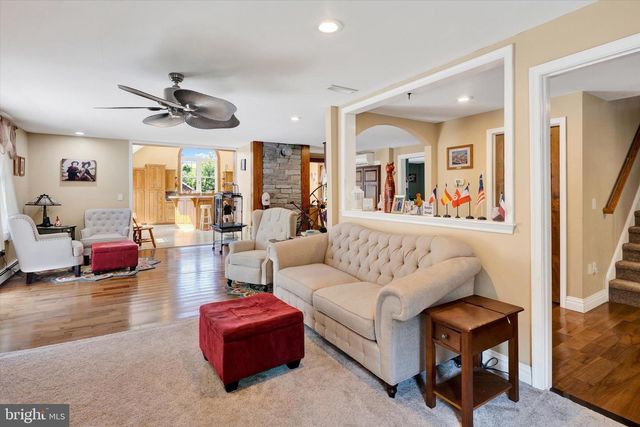 15 GIFT RD, Hamburg, PA 19526