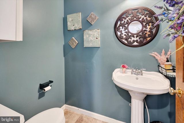 15 GIFT RD, Hamburg, PA 19526