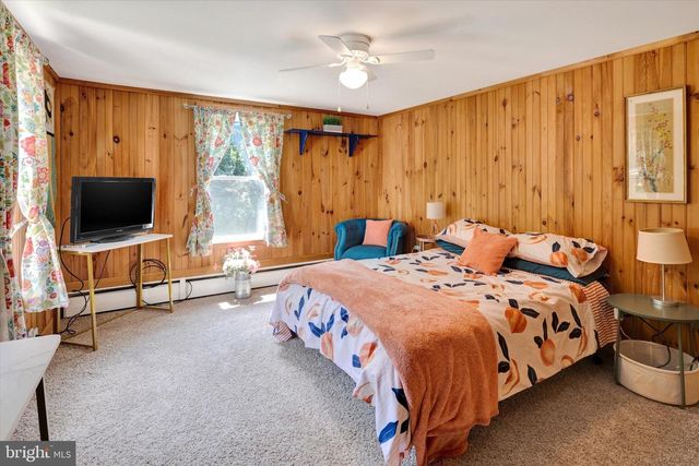 15 GIFT RD, Hamburg, PA 19526