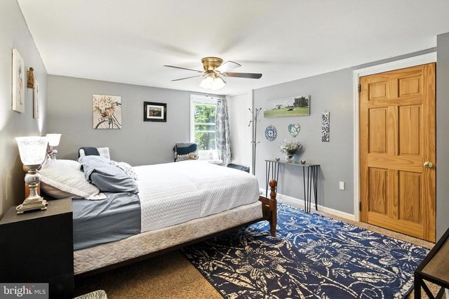 15 GIFT RD, Hamburg, PA 19526