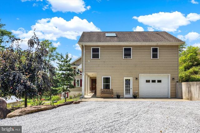 15 GIFT RD, Hamburg, PA 19526