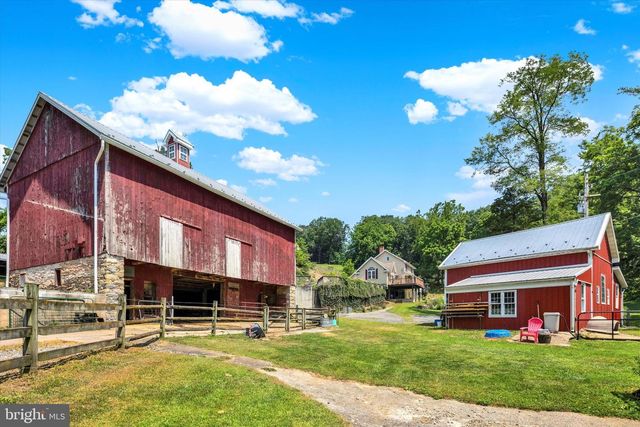 15 GIFT RD, Hamburg, PA 19526