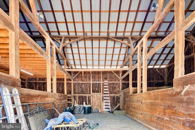 15 GIFT RD, Hamburg, PA 19526