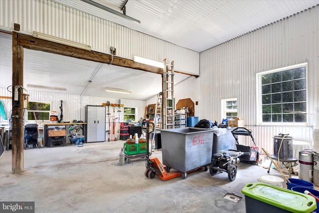 15 GIFT RD, Hamburg, PA 19526