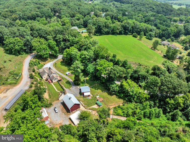 15 GIFT RD, Hamburg, PA 19526