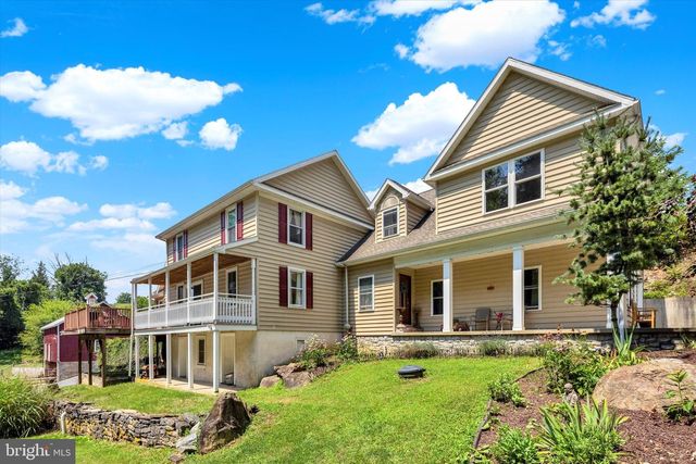 15 GIFT RD, Hamburg, PA 19526