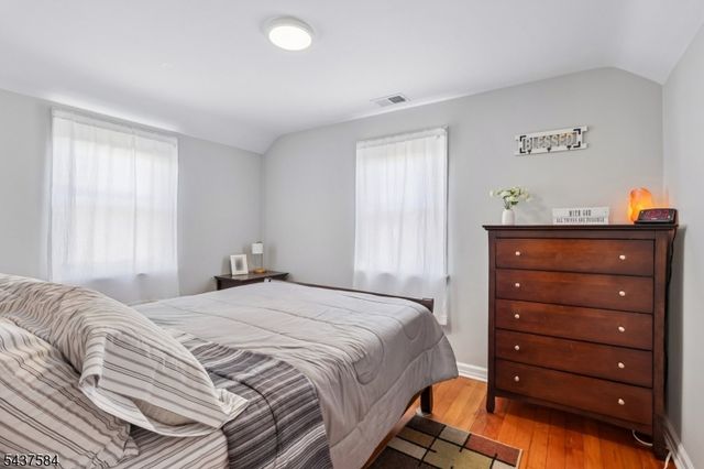 433 Fern Ave, Lyndhurst Twp., NJ 07071