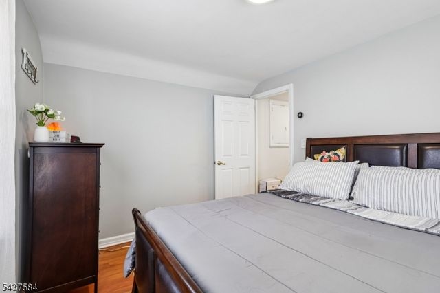 433 Fern Ave, Lyndhurst Twp., NJ 07071