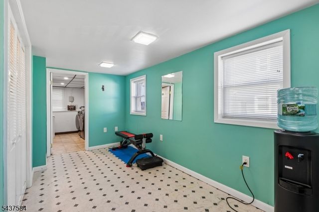 433 Fern Ave, Lyndhurst Twp., NJ 07071