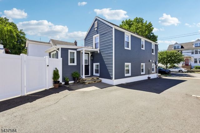 433 Fern Ave, Lyndhurst Twp., NJ 07071