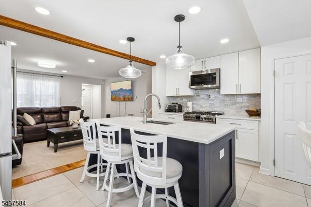 433 Fern Ave, Lyndhurst Twp., NJ 07071
