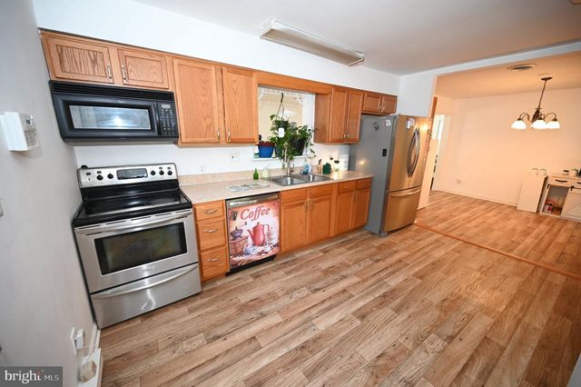 40070 BEACH DR, Mechanicsville, MD 20659