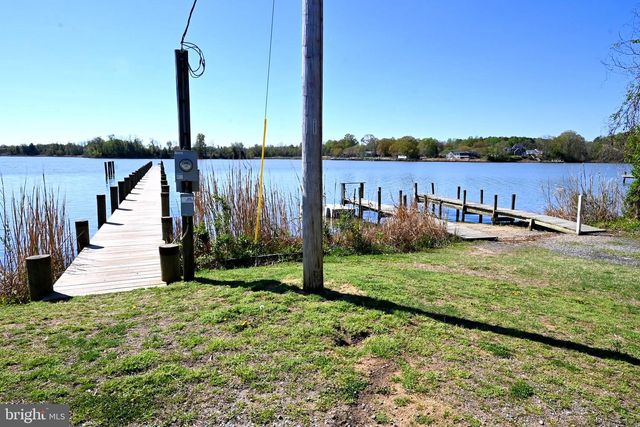 40070 BEACH DR, Mechanicsville, MD 20659