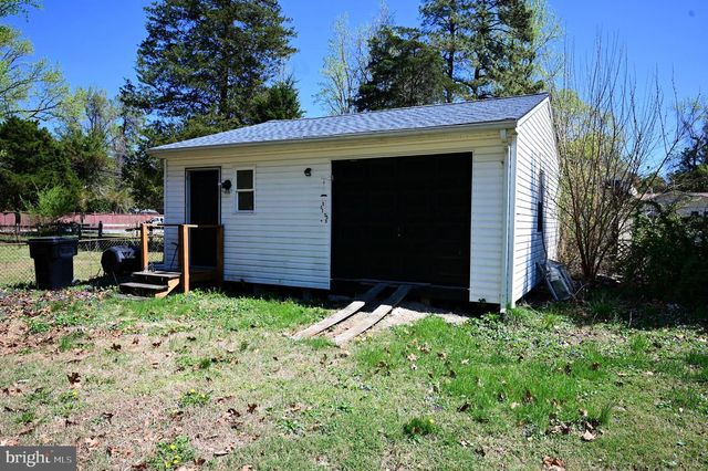 40070 BEACH DR, Mechanicsville, MD 20659