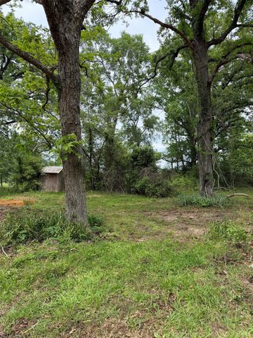 4831 Menard Chapel Road, Livingston, TX 77351