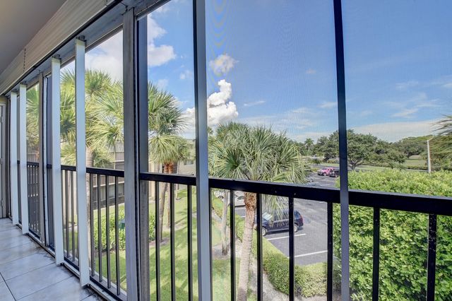 5370 Las Verdes Circle 324, Delray Beach, FL 33484