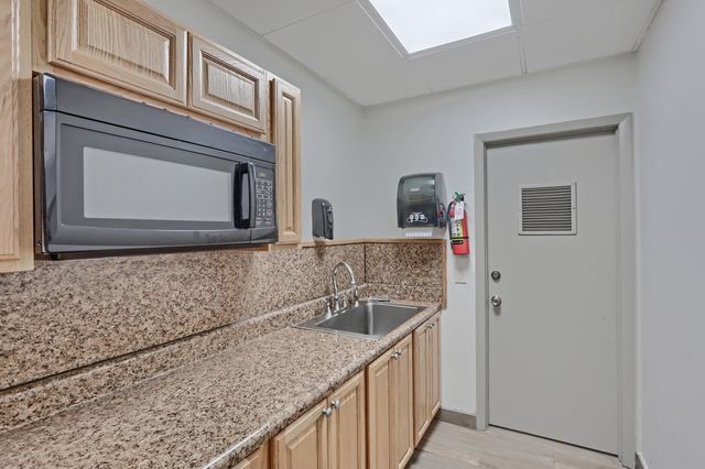 5370 Las Verdes Circle 324, Delray Beach, FL 33484
