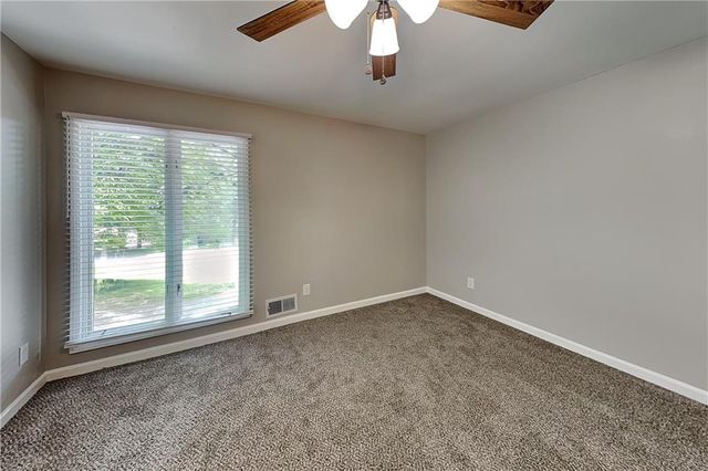 1100 Lake Drive, Roswell, GA 30075