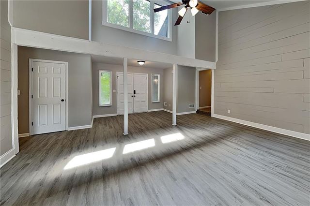 1100 Lake Drive, Roswell, GA 30075