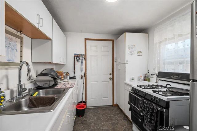 4711 W 165th Street, Lawndale, CA 90260