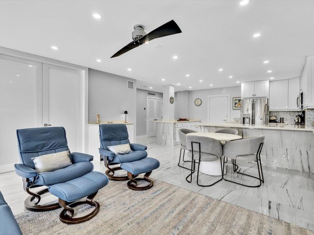 3300 NE 36th Street 217, Fort Lauderdale, FL 33308