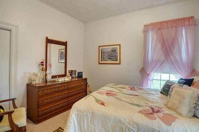 3806 W Gresham Road, Cedar Falls, IA 50613