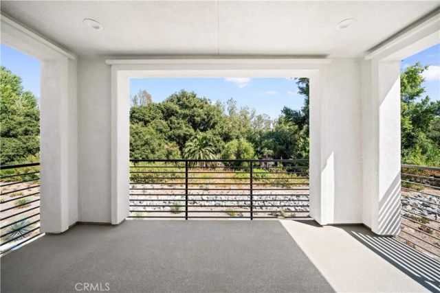 360 Riverbend, Lake Forest, CA 92630