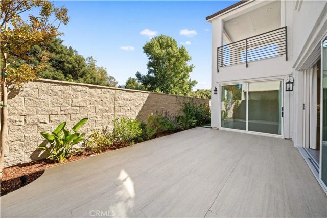 360 Riverbend, Lake Forest, CA 92630