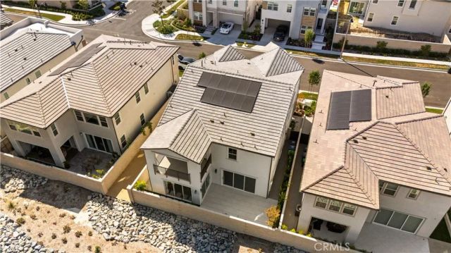 360 Riverbend, Lake Forest, CA 92630