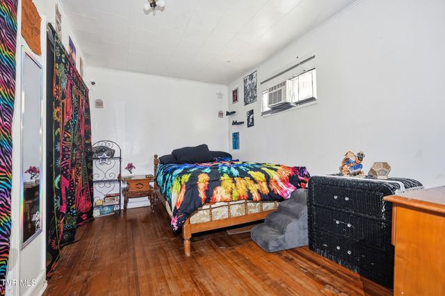 124 Clinchco Main Street, Clinchco, VA 24226