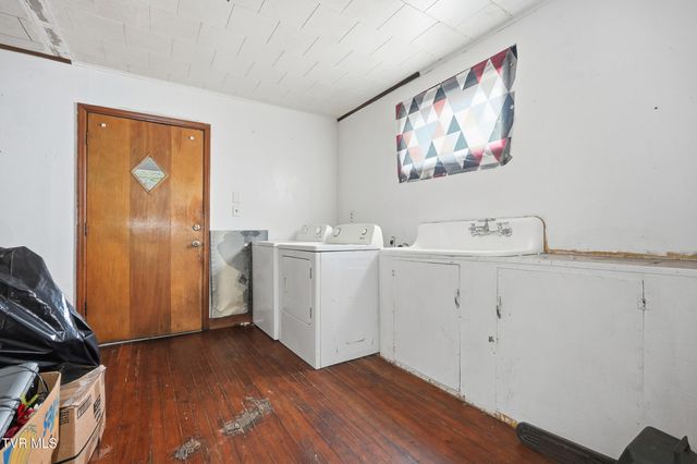 124 Clinchco Main Street, Clinchco, VA 24226