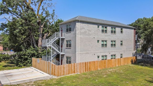 4552 S Evans Avenue 2, Chicago, IL 60653