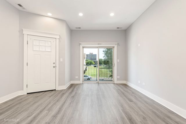 4552 S Evans Avenue 2, Chicago, IL 60653