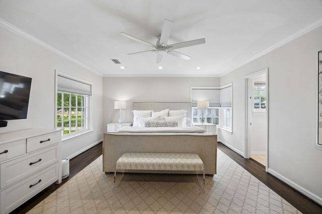5610 Greenbrier Drive, Dallas, TX 75209