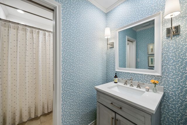 5610 Greenbrier Drive, Dallas, TX 75209
