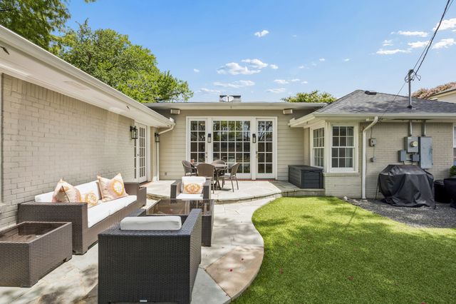 5610 Greenbrier Drive, Dallas, TX 75209