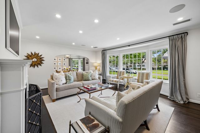 5610 Greenbrier Drive, Dallas, TX 75209